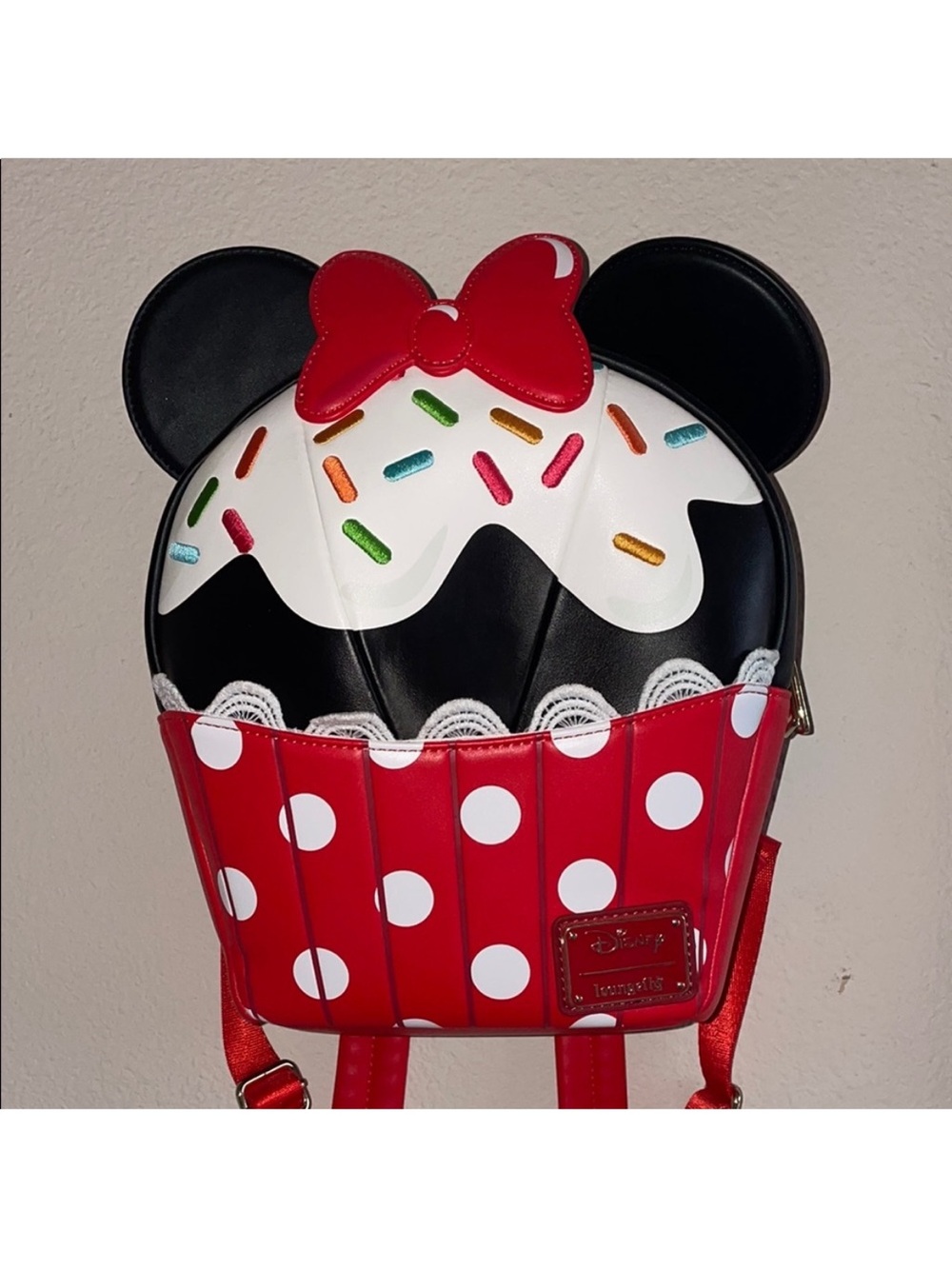 Loungefly cupcake Minnie Mouse mini backpack